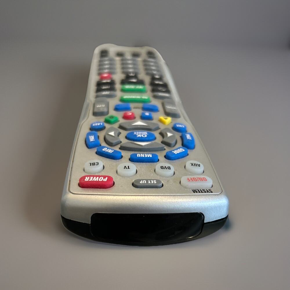 Charter Spectrum Silver 4-Device Universal Replacement Programmable Remote - Picture 4 of 6